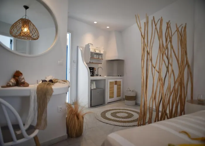 Daire Helen Naxos City